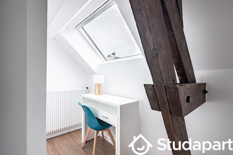 Chambre - 192 m² - 1 pièce