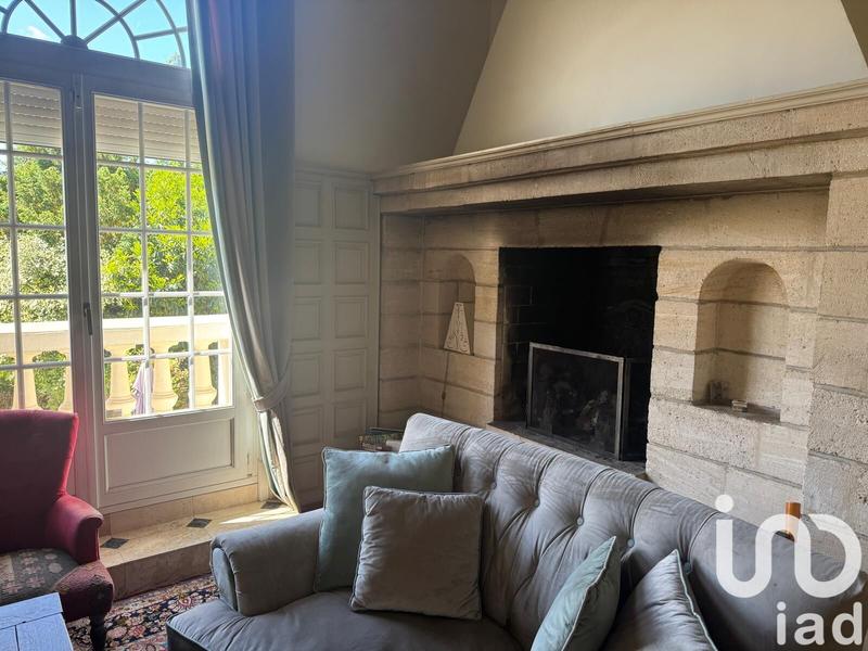 Maison - 400 m² - 8 pièces