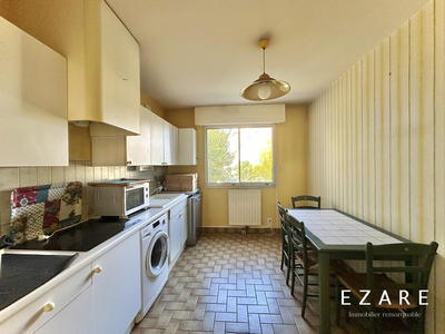 Appartement - 97 m² - 5 pièces