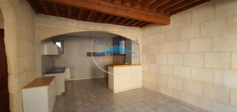 Immeuble - 70 m² - 7 pièces