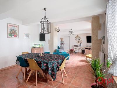 Maison - 108 m² - 5 pièces