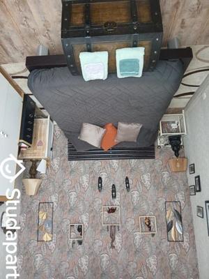 Chambre - 10 m² - 1 pièce