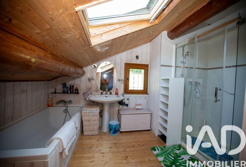 Maison - 111 m² - 5 pièces