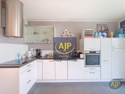 Appartement - 91 m² - 4 pièces