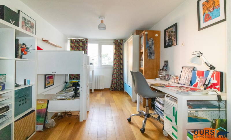 Maison - 92 m² - 5 pièces