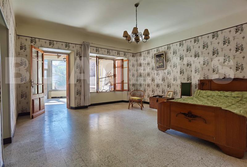 Maison de village - 171 m² - 6 pièces