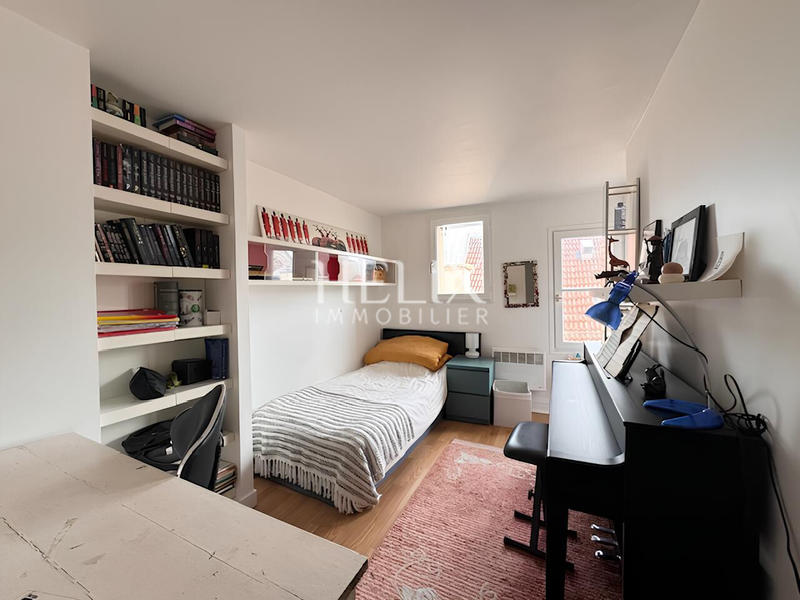 Appartement - 137 m² - 6 pièces