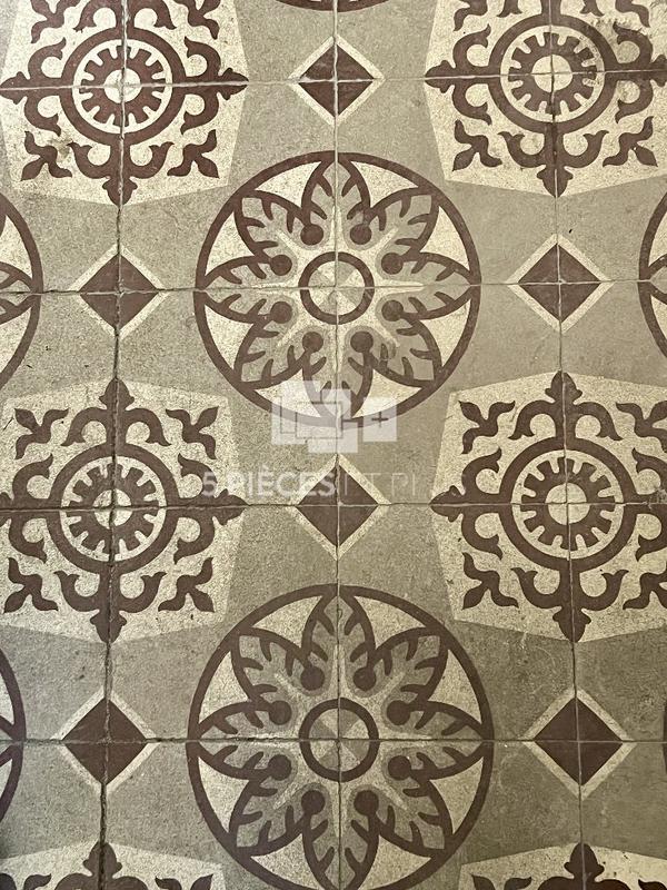 Appartement - 85 m² - 5 pièces