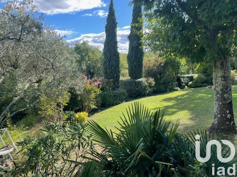 Maison - 193 m² - 7 pièces