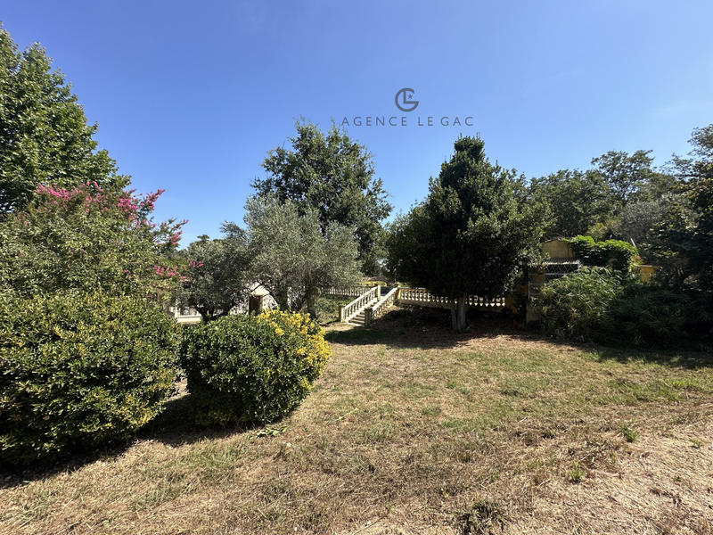 Villa - 200 m² - 5 pièces