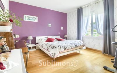 Maison traditionnelle - 183 m² - 6 pièces