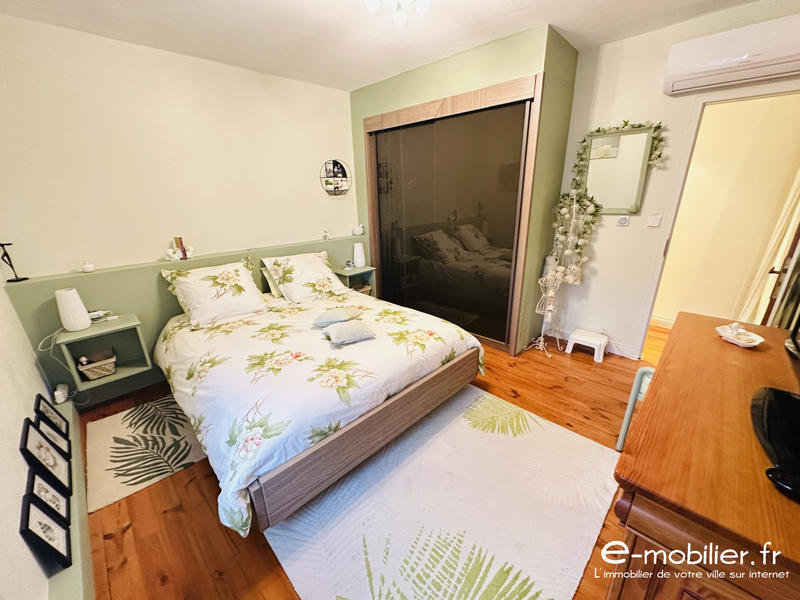 Maison traditionnelle - 145 m² - 5 pièces