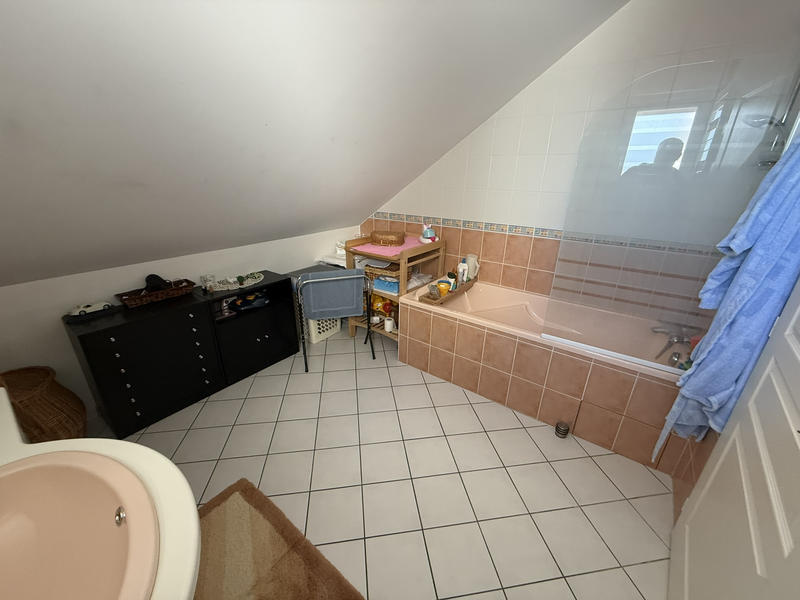 Villa - 215 m² - 7 pièces