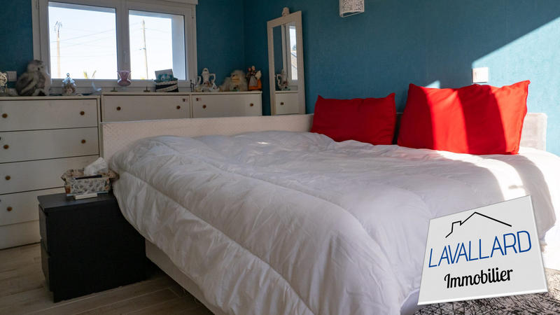 Maison - 190 m² - 7 pièces