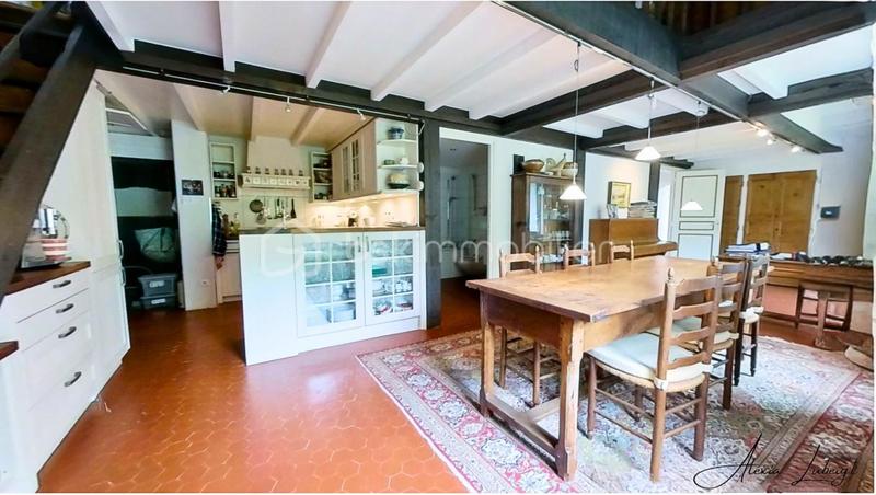 Moulin - 187 m² - 4 pièces