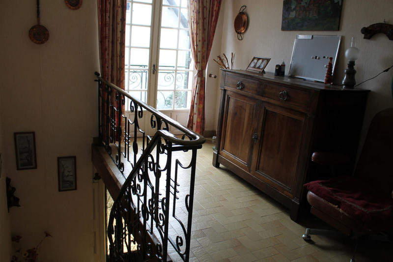 Maison de ville - 200 m² - 9 pièces