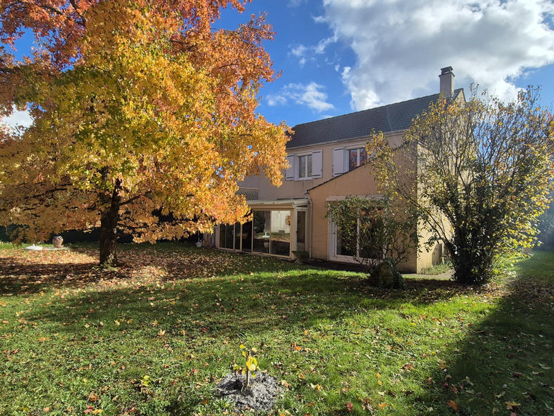 Maison - 140 m² - 7 pièces