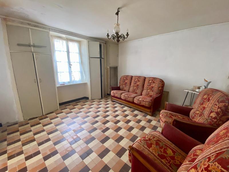 Maison - 233 m² - 10 pièces