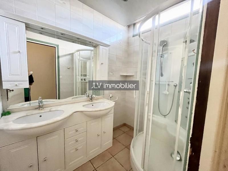 Maison - 145 m² - 7 pièces