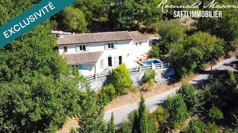 Maison - 135 m² - 4 pièces