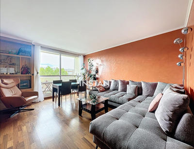 Appartement - 82 m² - 4 pièces