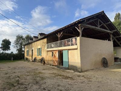 Maison ancienne - 141 m² - 6 pièces