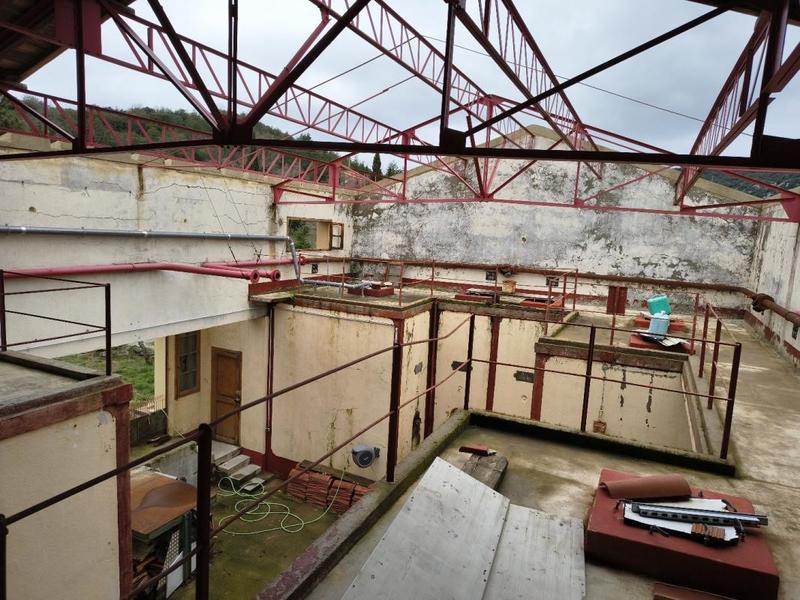 Maison - 250 m² - 5 pièces