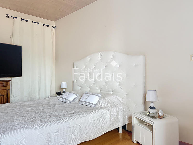 Maison de village - 160 m² - 7 pièces