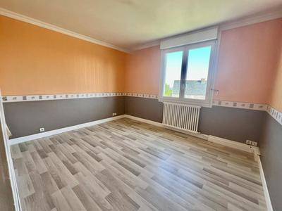 Maison - 77 m² - 4 pièces