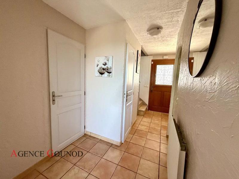 Maison - 91 m² - 5 pièces