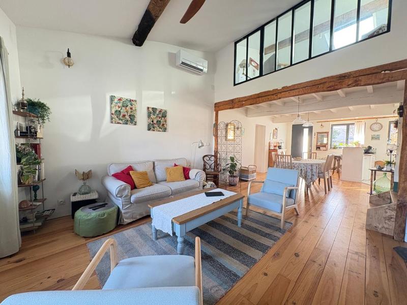 Maison - 100 m² - 4 pièces