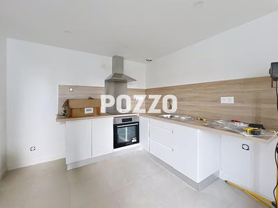 Maison - 89 m² - 5 pièces