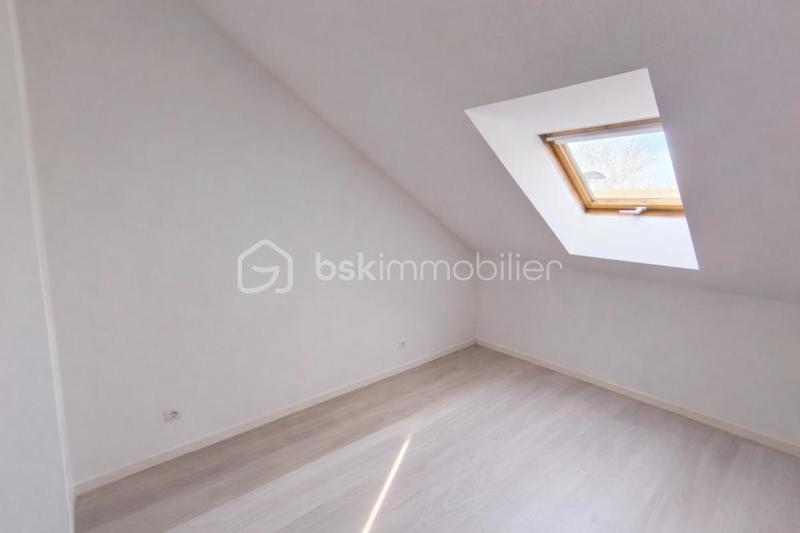 Maison de ville - 75 m² - 4 pièces