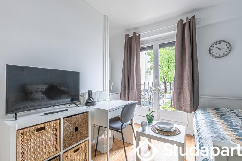 Chambre - 11 m² - 1 pièce