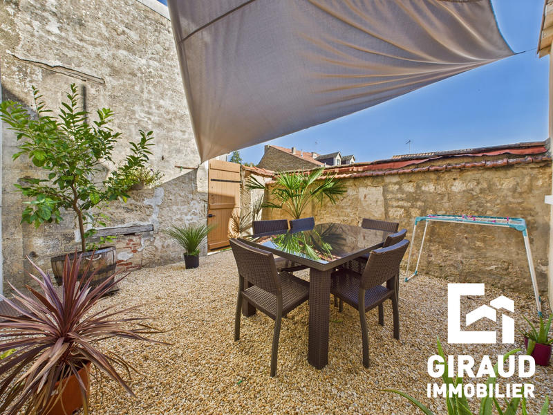 Maison - 86 m² - 5 pièces