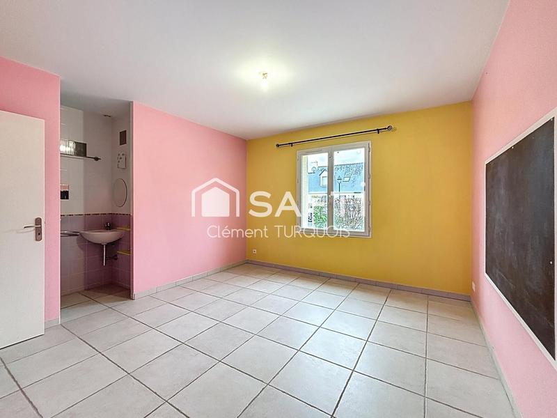 Maison - 208 m² - 8 pièces