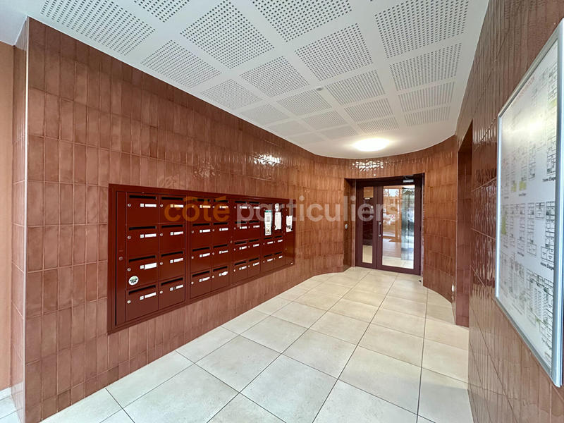 Appartement - 96 m² - 5 pièces