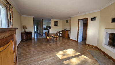 Maison - 84 m² - 5 pièces