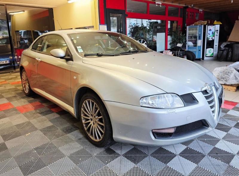 Alfa Romeo Gt 1.9 Jtd 150 Selective Ct Ok