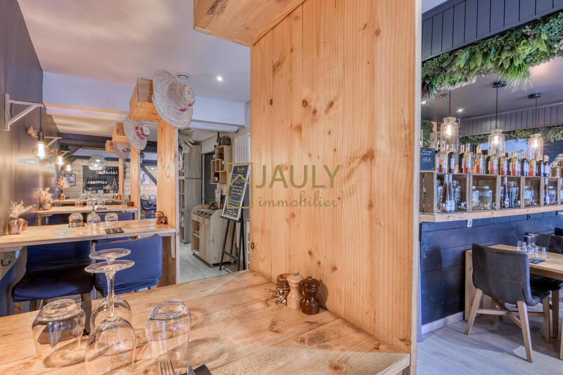 Local commercial - 382 m²