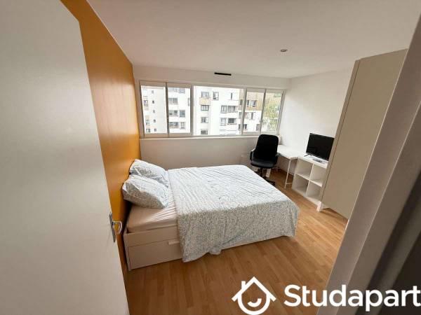 Chambre - 9 m² - 1 pièce