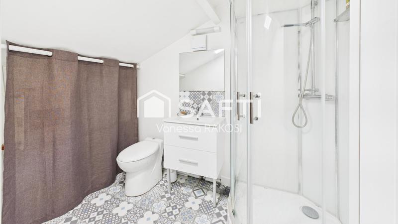 Maison - 265 m² - 8 pièces