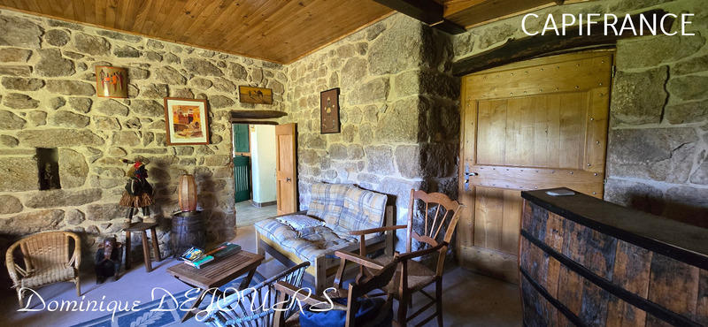 Maison - 250 m² - 8 pièces