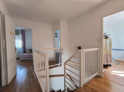 Maison de ville - 100 m² - 5 pièces