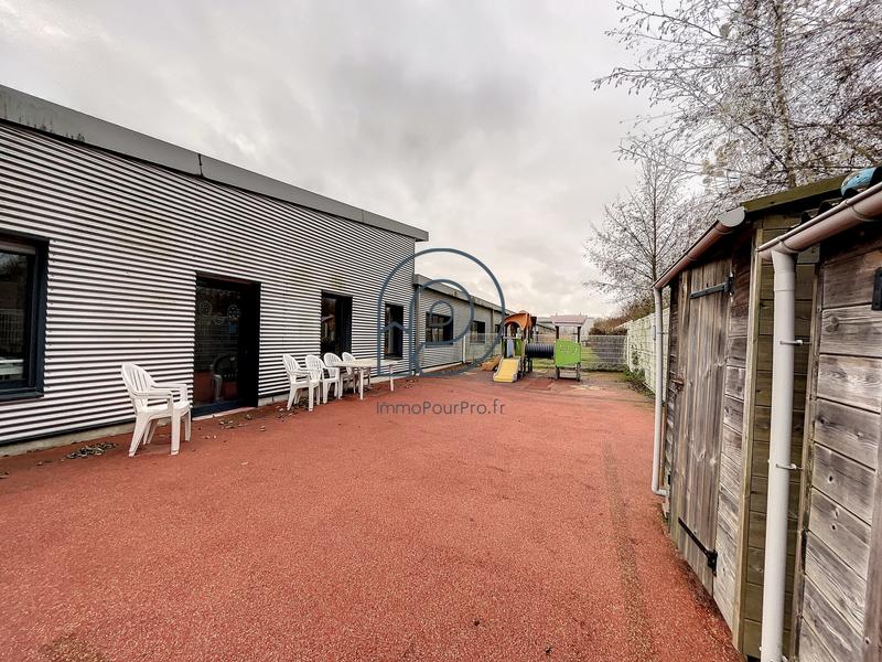 Local d'activités - 218 m²