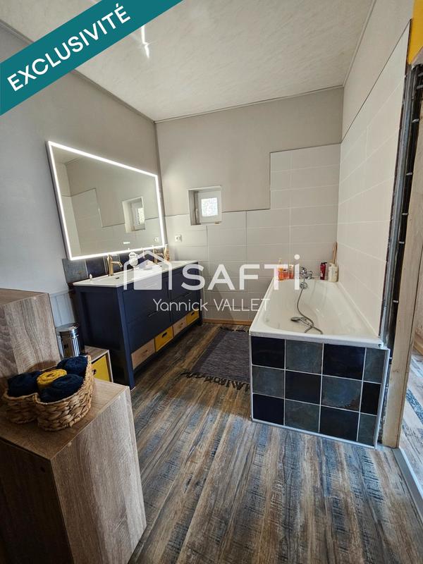 Maison de village - 90 m² - 4 pièces