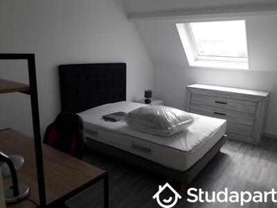 Chambre - 13 m² - 1 pièce