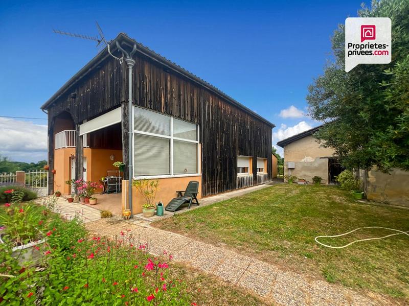 Maison - 372 m² - 11 pièces