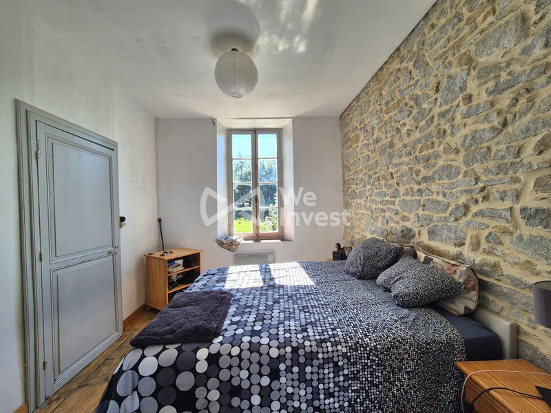 Maison - 322 m² - 9 pièces