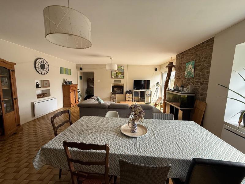 Maison - 170 m² - 6 pièces